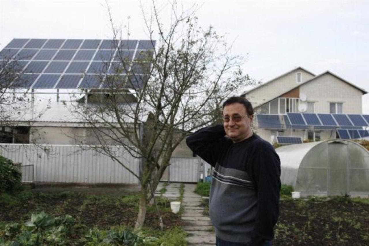 Житель Львова поделился опытом об установке домашней солнечной станции и сколько можно заработать на продаже электричества