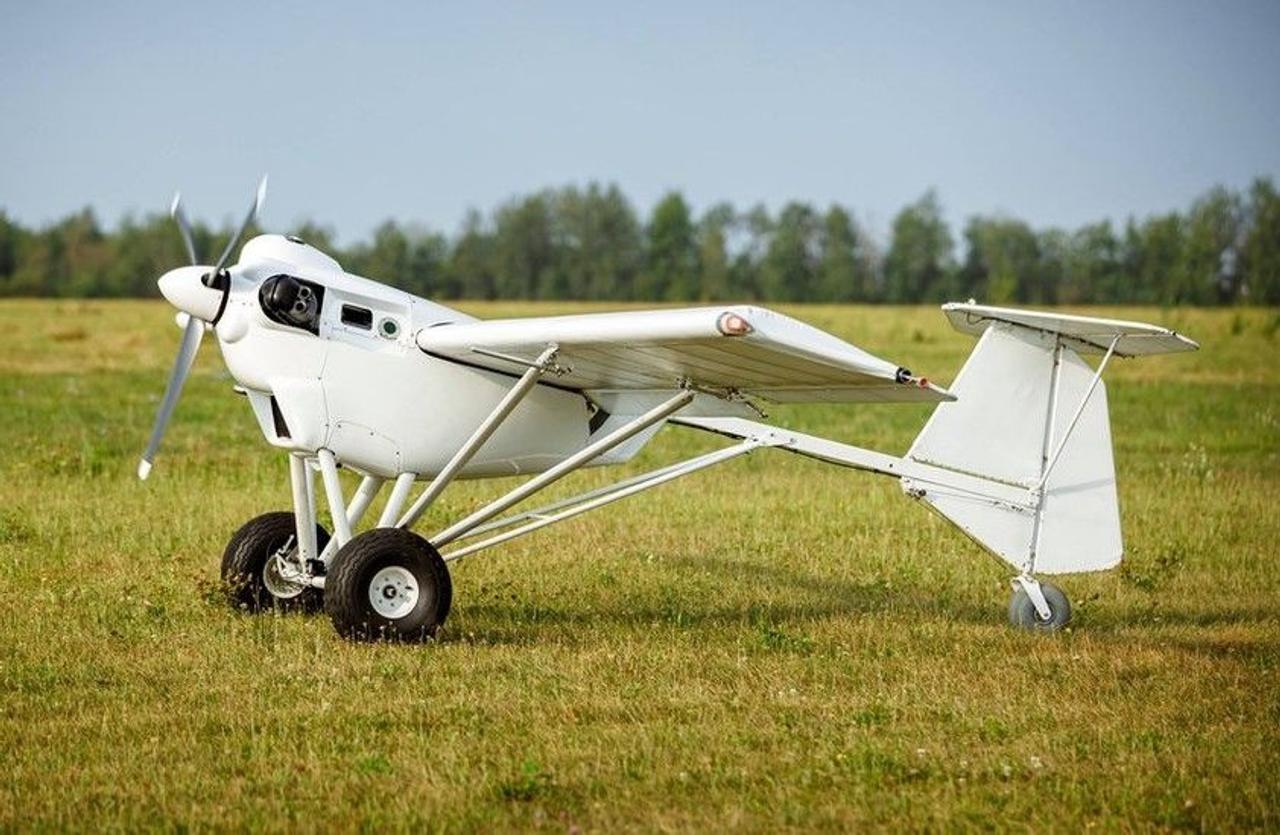 Беспилотники самолетного типа, украинской компании AeroDrone, дальностью полета до 3100 км, наносят удары в глубоком тылу оккупантов