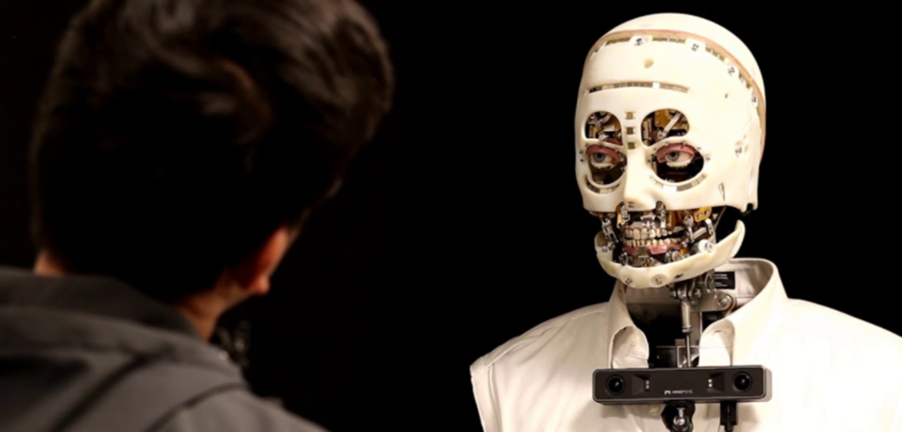 Robot Gaze - робот с человеческим взглядом, может имитировать движения лица человека