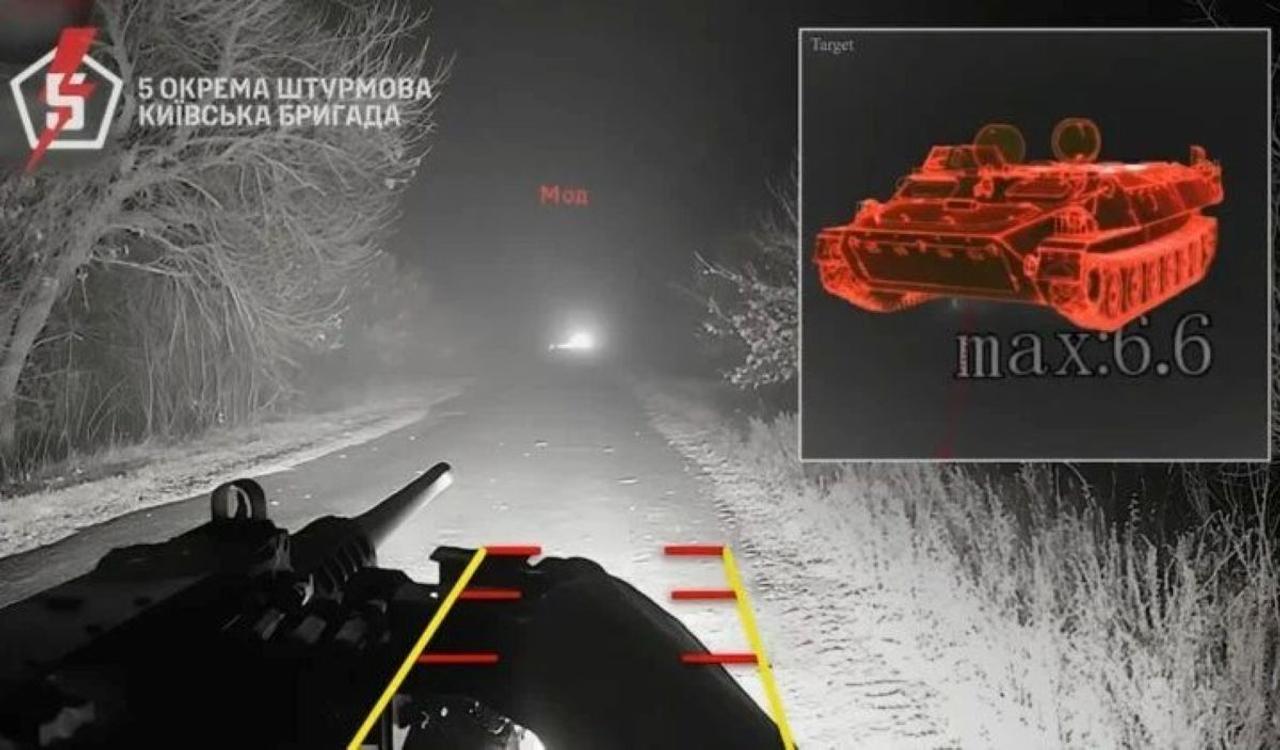 Украинский наземный беспилотник «Дроид» уничтожил российскую бронемашину МТ-ЛБ вместе со штурмовиками во время ночного прорыва