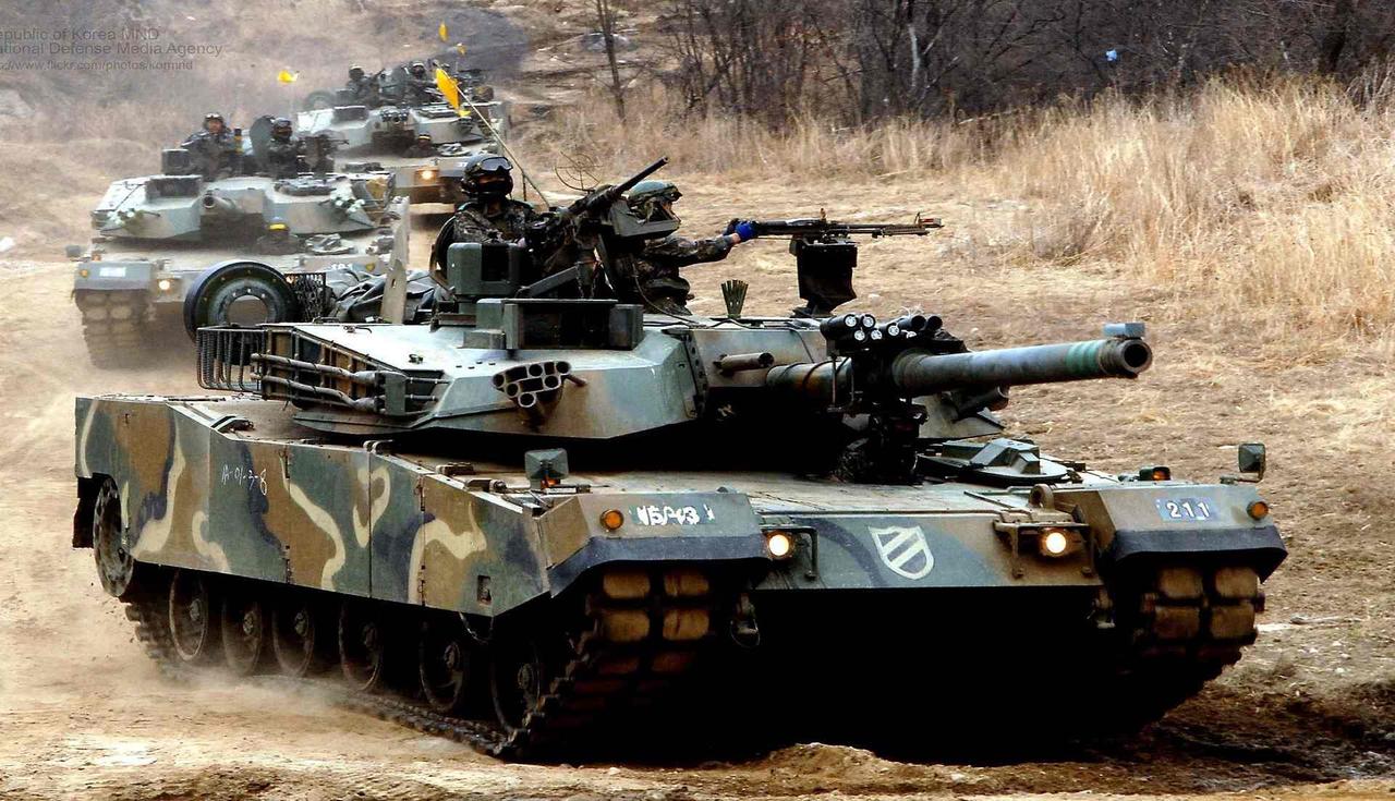 Южная Корея представила свой модернизированный боевой танк K1E2
