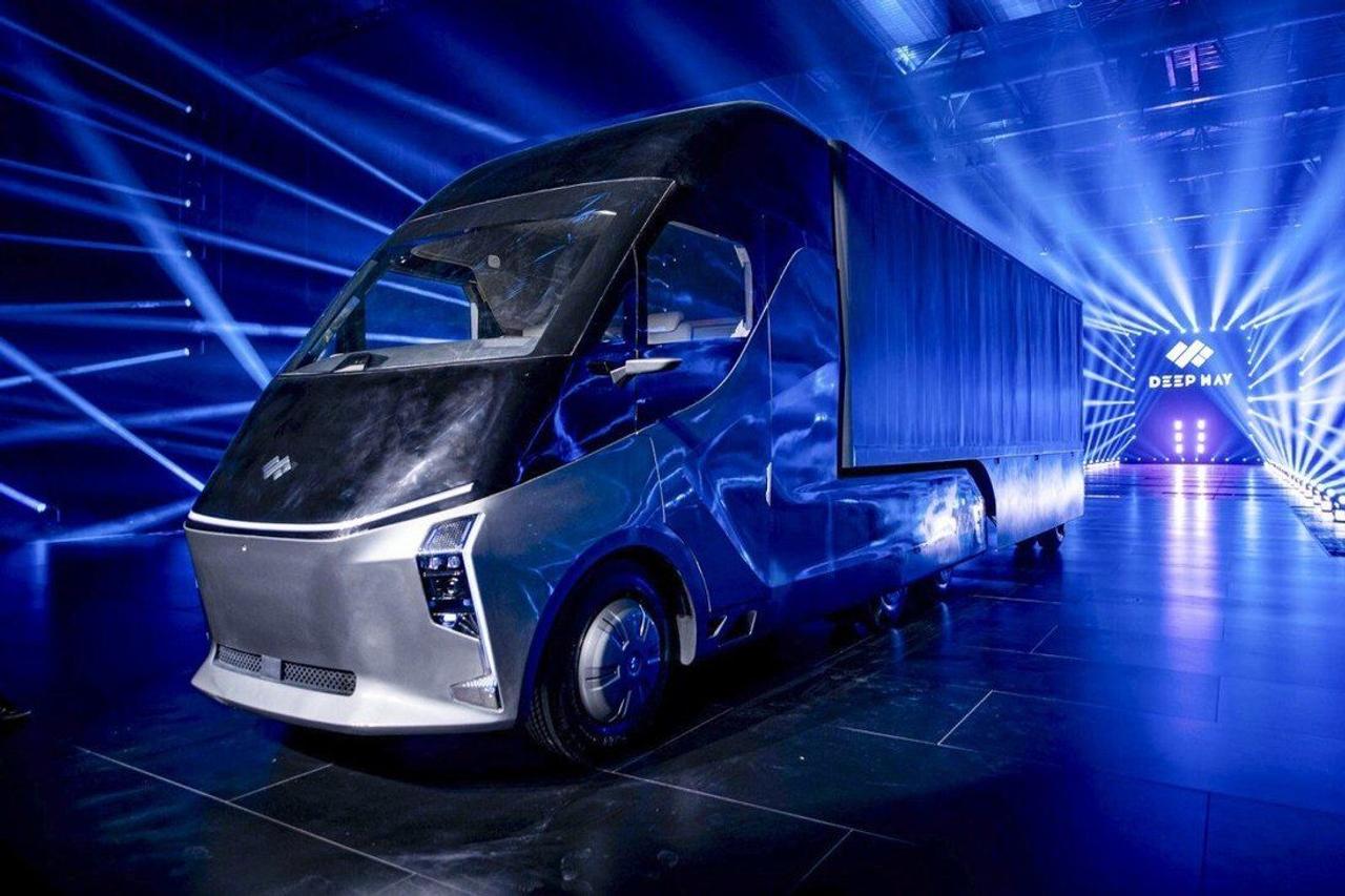 Китайская компания Baidu представила электрический «грузовик-робот» Xingtu с автономным вождением