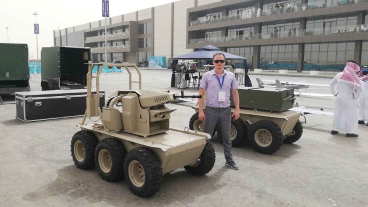 Боевые роботы украинского производства могут штурмовать укрепление противника и обеспечат безопасность личного состава