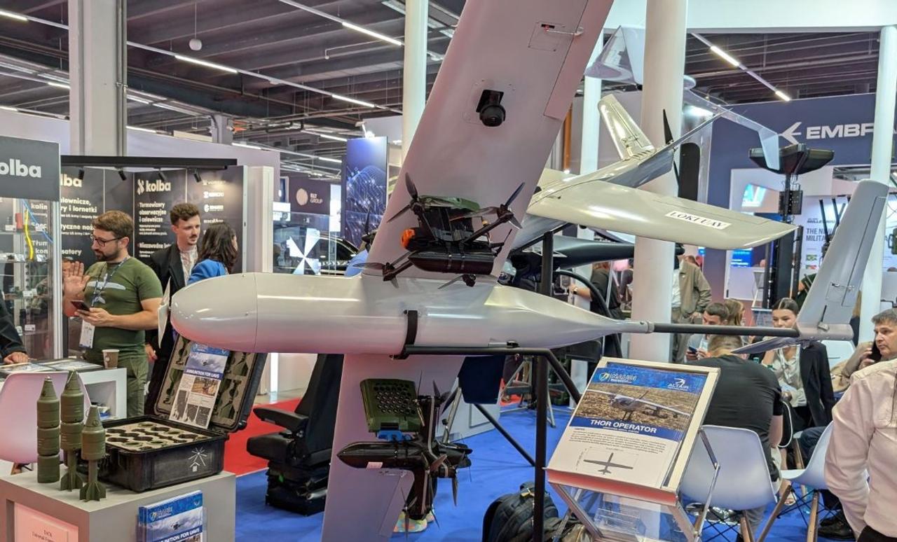 Украинская компания представила дрон-матку для доставки FPV, дальность полета до 400 км, ретрансляция и перехват Shahed