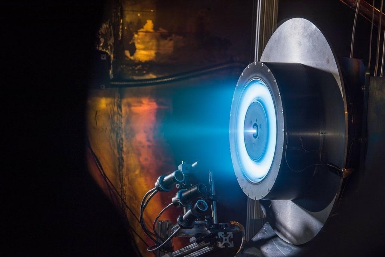 Фотонный двигатель сможет переместить космический корабль к Марсу всего за 3 дня