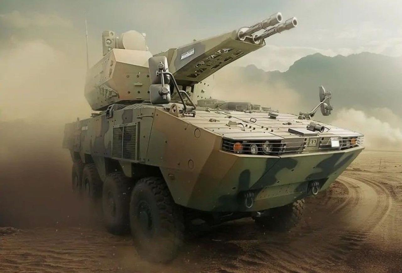 Мобильная турецкая ПВО Korkut 140/35 способна уничтожать дроны во время движения применяя умные боеприпасы