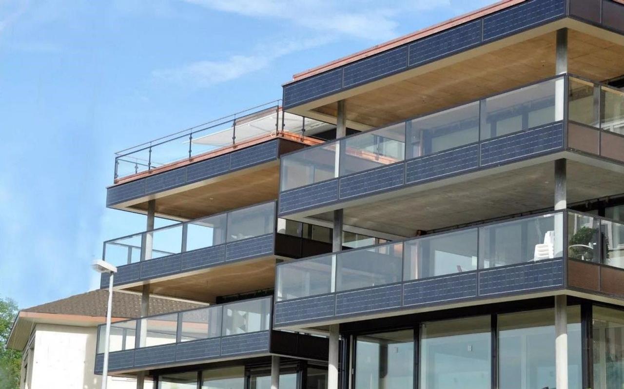В Европе набирают популярность «солнечныы балконы» - размещение домашней солнечной станции на своем балконе
