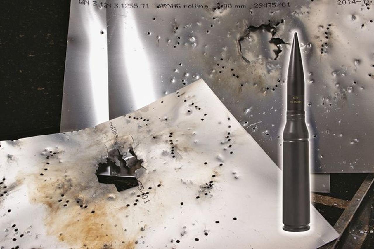 Для ВМС США разрабатывается боеприпас нового поколения - воздушного подрыва
