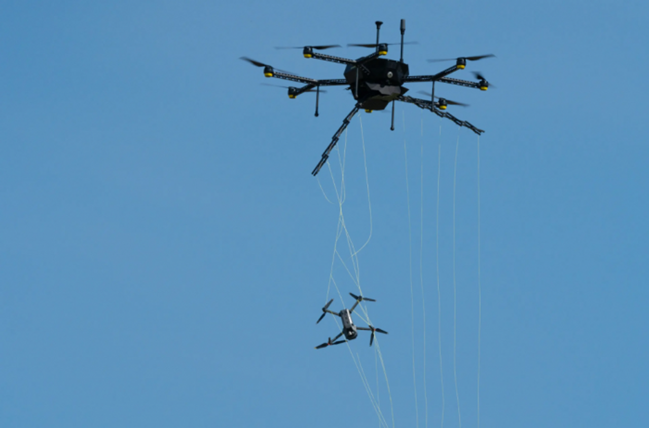 Технология AUDROS предотвратит падение перехваченных дронов-шпионов