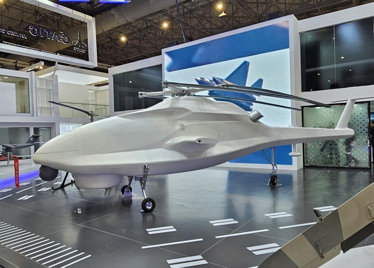 Китайский дрон AR-2000, с турбинным двигателем, может нести ракеты класса «воздух-земля» малой дальности