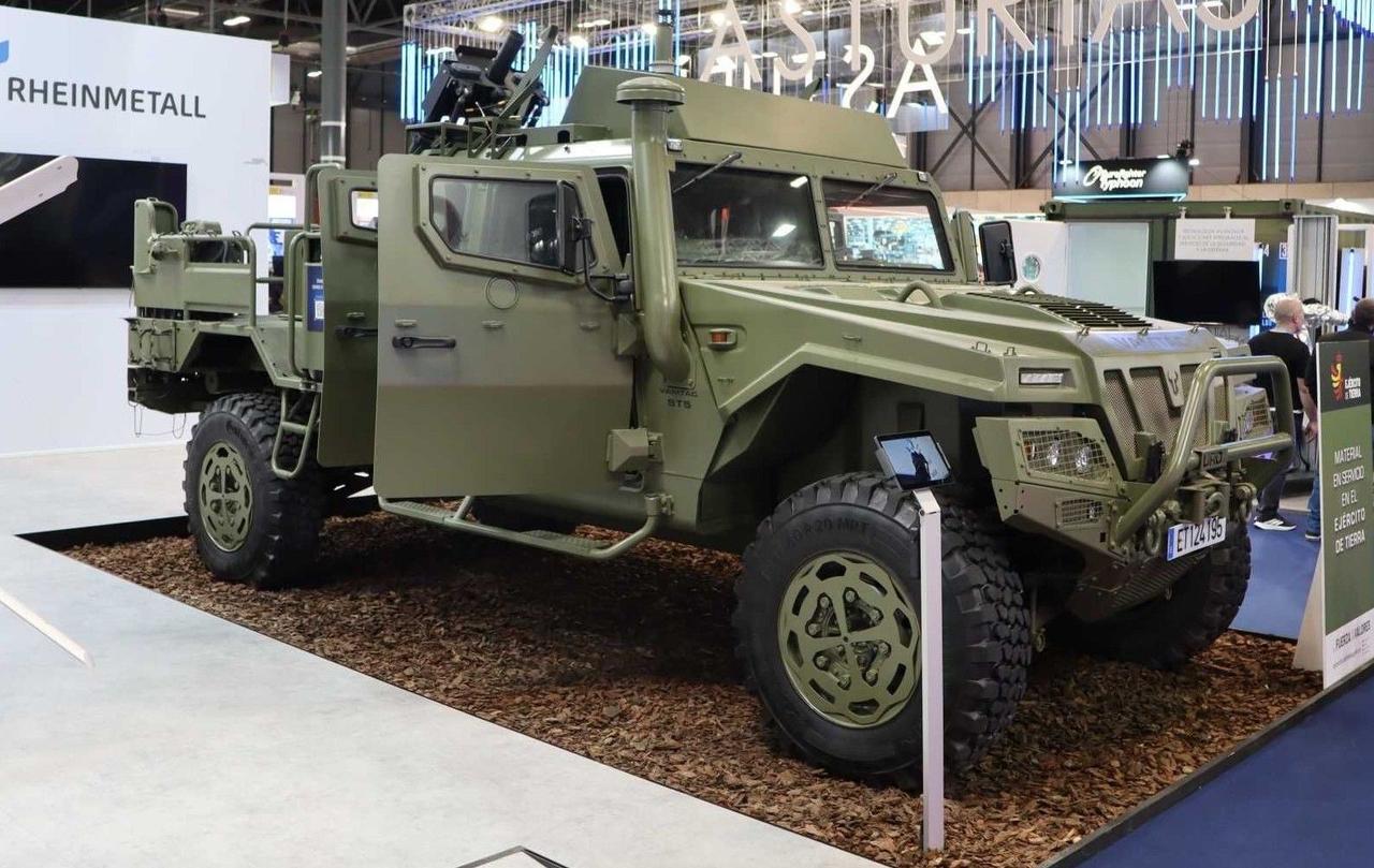 Rheinmetall представила интегрированную двойную миномётную систему EIMOS 81 мм на платформе URO VAMTAC ST5