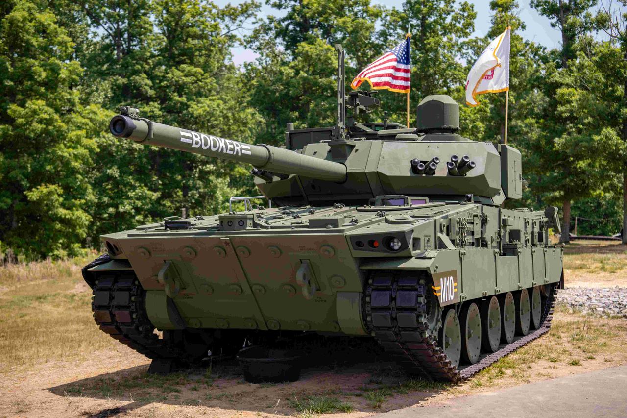 Новая боевая машина огневой поддержки M10 Booker обеспечит сухопутные войска высокомобильной и живучей платформой огневой поддержки