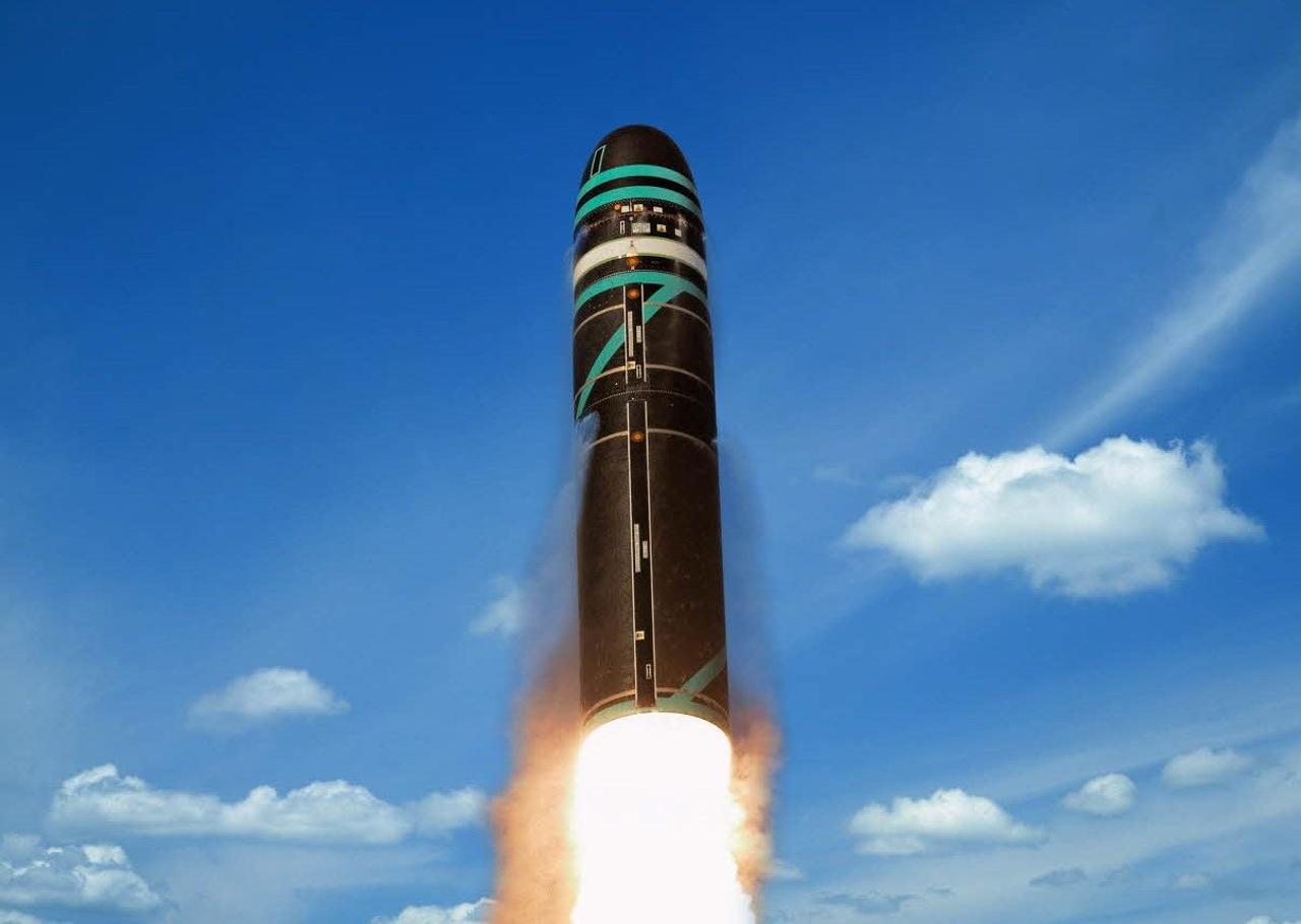 Франция успешно провела испытания новой баллистической ракеты M51.3, дальность полета 10 000 км, скорость 25 Маха