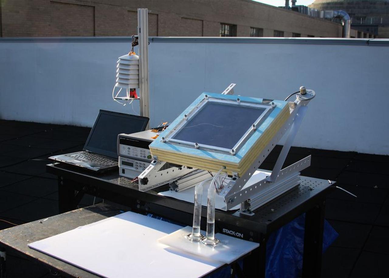 В MIT создали систему извлечения питьевой воды из «сухого» воздуха работающую на солнечной энергии
