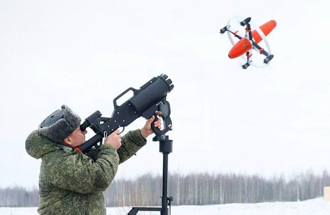 Новое оружие против БПЛА: в Беларуси тестируют новый ручной комплекс перехвата дронов «Молот»