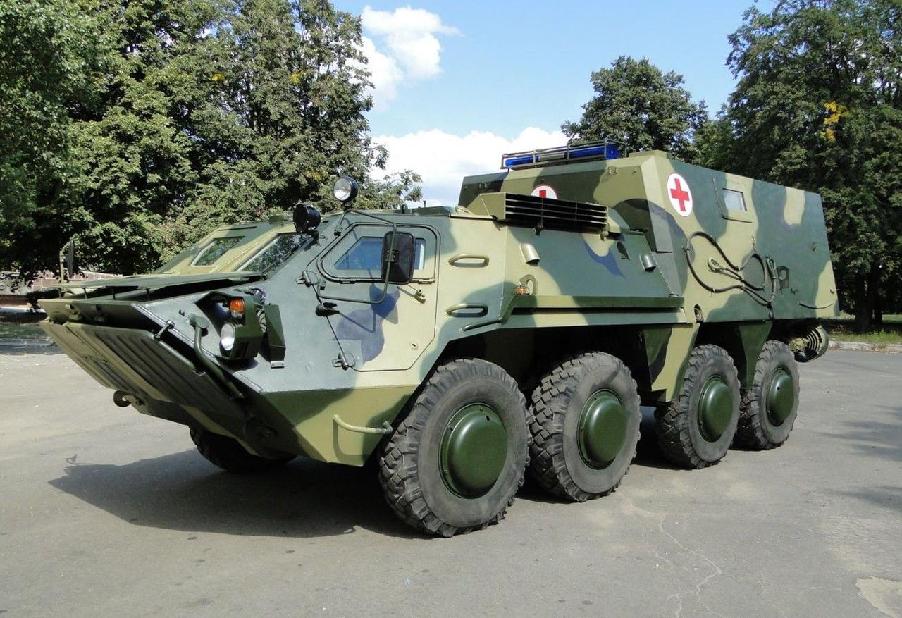 Украинская медицинская плавающая бронемашина БММ-4С отлично зарекомендовала себя в боевых условиях