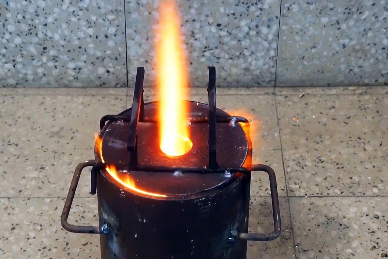 Как сделать реактивную печь на дровах без наддува для отопления помещения