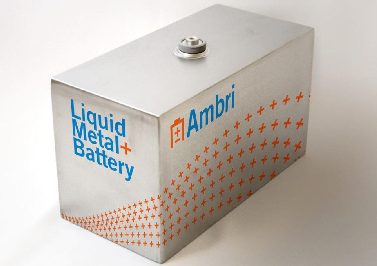 В MIT разработали жидкометаллическую батарею - срок службы 20 лет без потери производительности