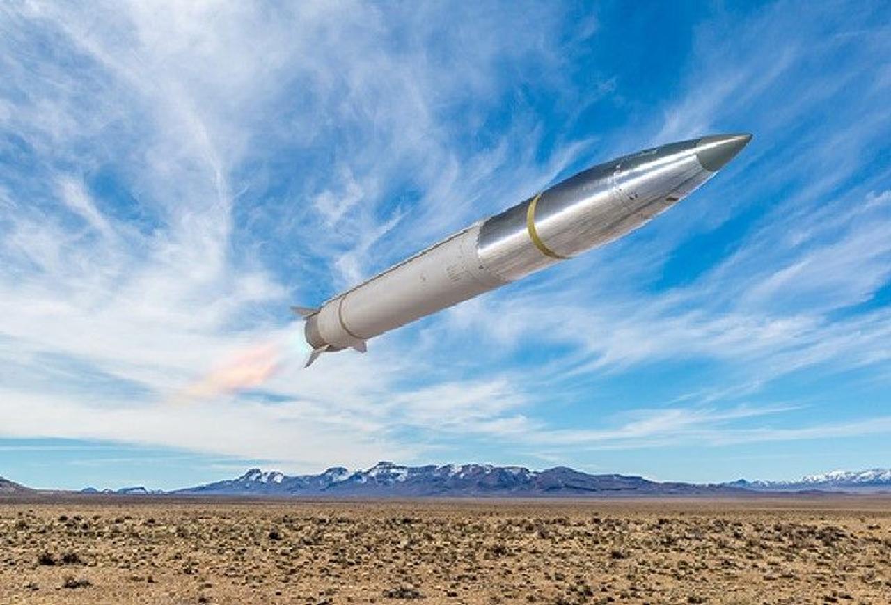 Lockheed Martin провел успешные испытания нового высокоточного боеприпаса ER GMLRS на дальность 150 км для HIMARS