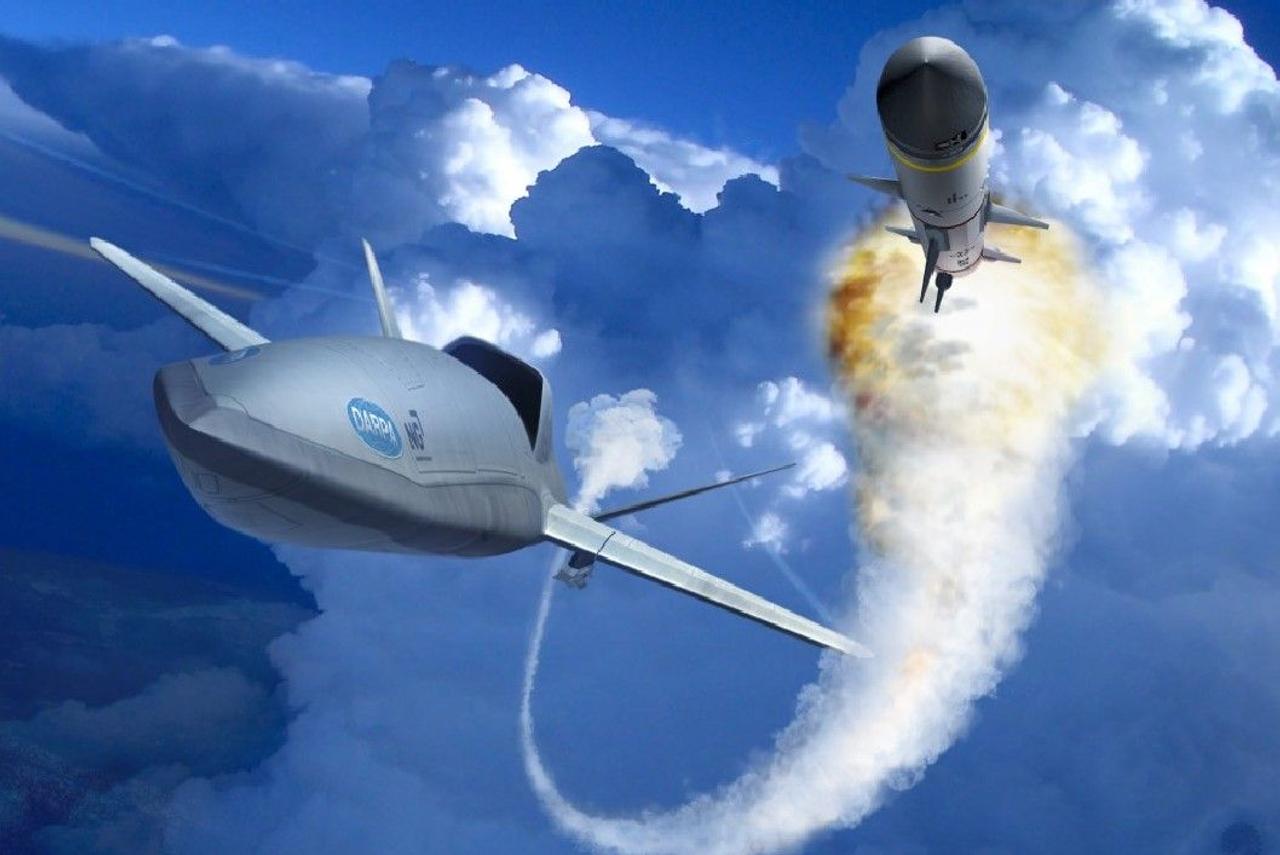 Новый реактивный беспилотник сможет уничтожать самолеты-истребители противника
