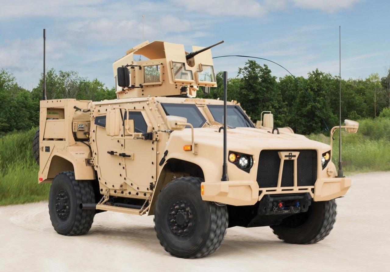 Oshkosh L-ATV: надежный бронеавтомобиль для экстремальных условий