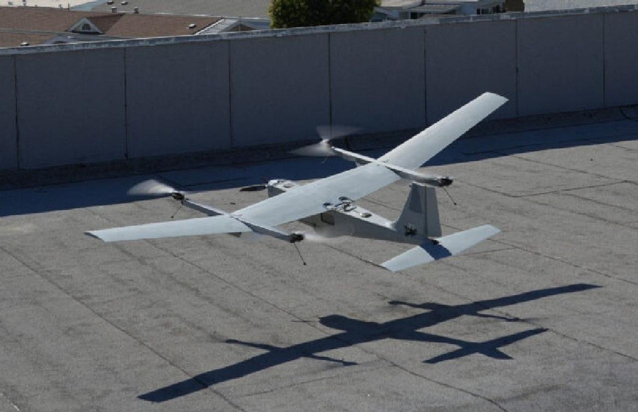 Разведывательный беспилотник Puma теперь можно быстро переделать из самолета с неподвижным крылом в аппарат VTOL 