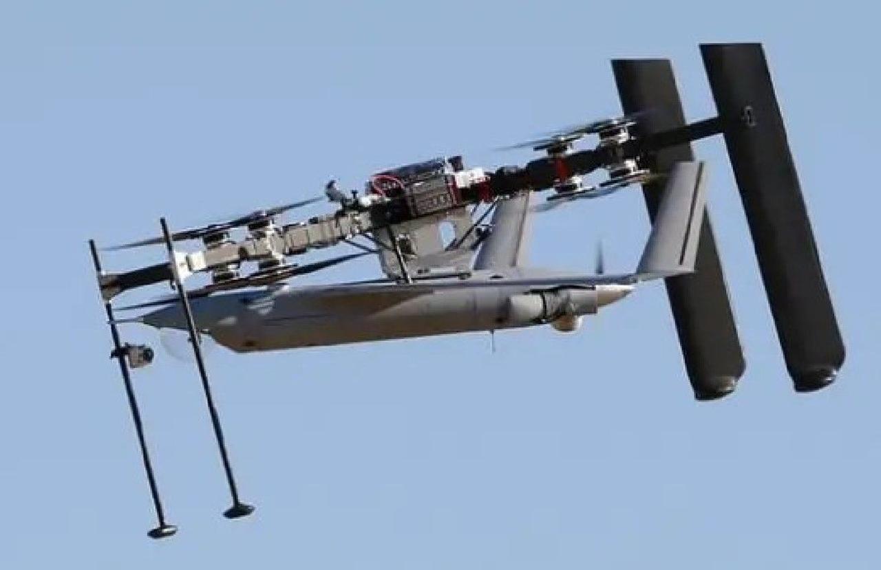 Корабельный дрон FLARS от компании Insitu запускает и ловит другие дроны в полете