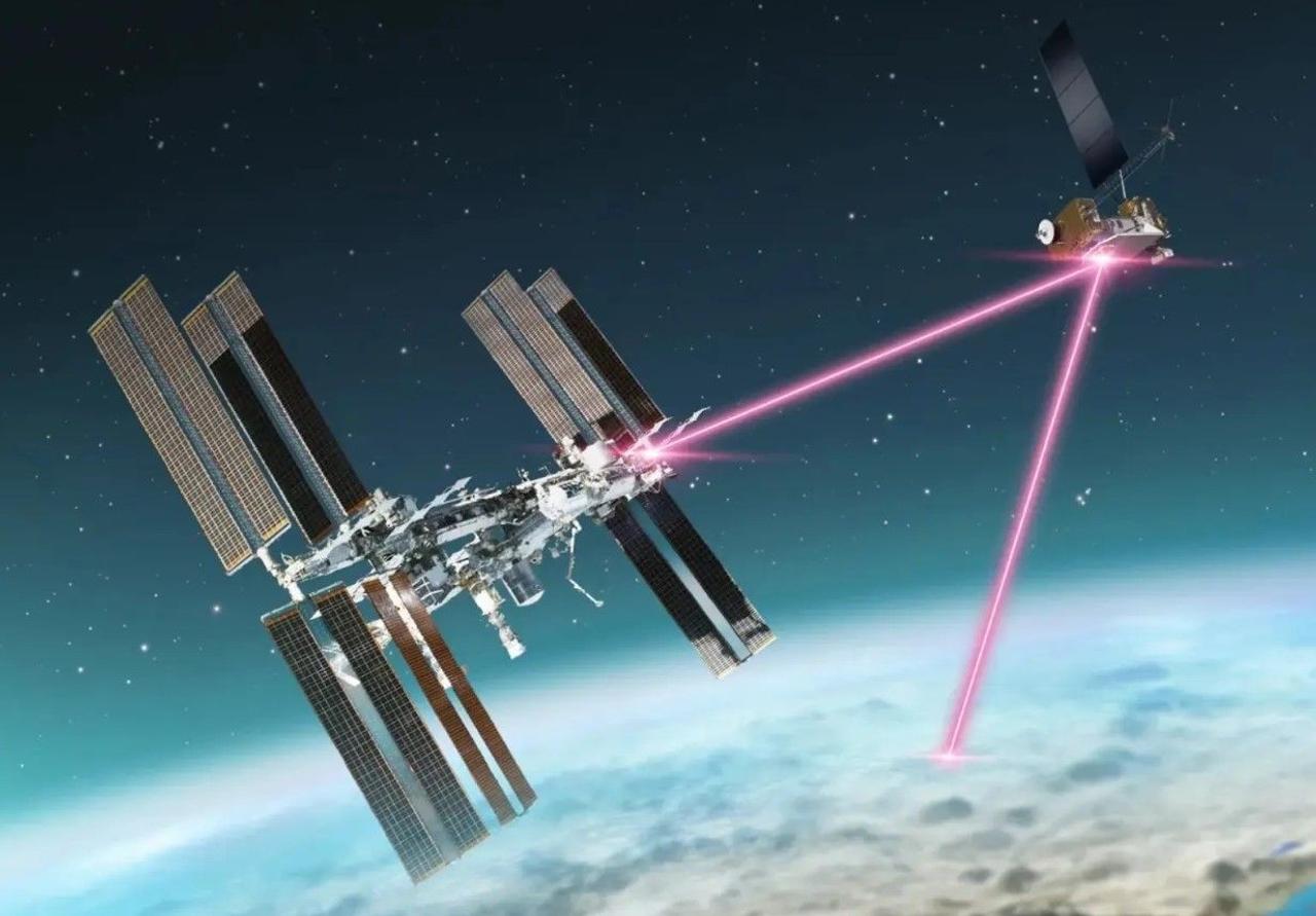Высокоскоростная лазерная космическая система связи, разработанная NASA, увеличит скорость передачи данных в 100 раз