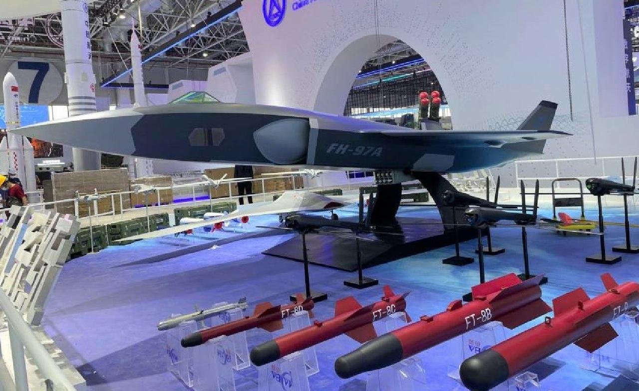 Китай создал новый ударный беспилотник FH-97A для совместной работы с истребителем J-20 Mighty Dragon