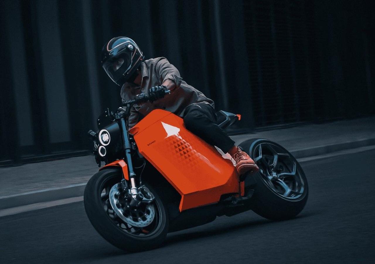 Davinci Motor представила электрический мотоцикл с запасом хода 400 км и возможностью дистанционного управления