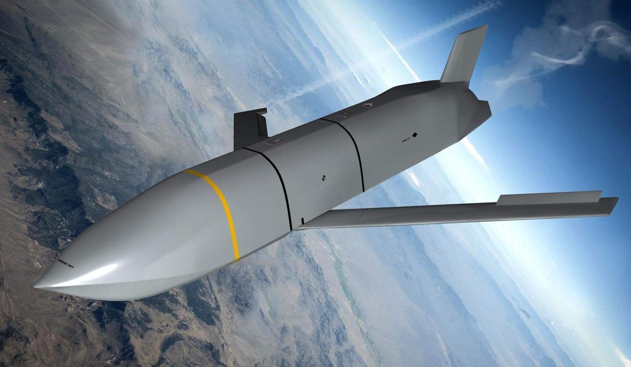 Американская высокоточная крылатая ракета AGM-158 JASSM может поражать цели на расстоянии от 360 до 980 км