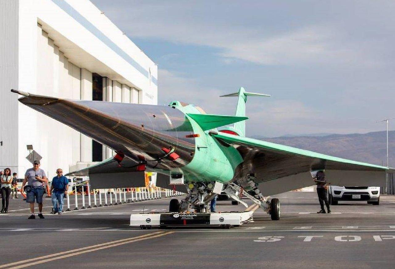 NASA показало «тихий» сверхзвуковой самолет X-59, он сможет летать на скорости 1480 км/ч