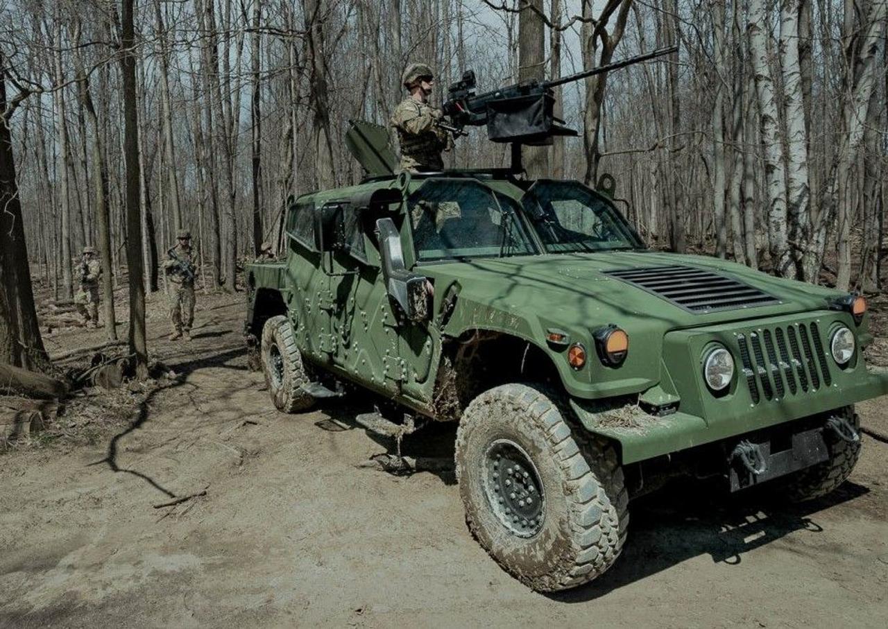 AM General представил бронеавтомобиль Sabre который обеспечивает большую мобильность и усиленную защиту