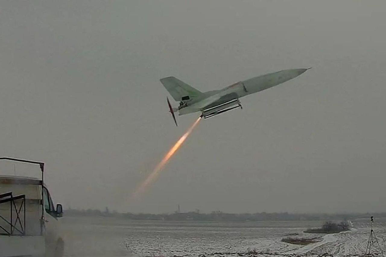 Украинские инженеры провели успешный запуск беспилотника ракетного типа