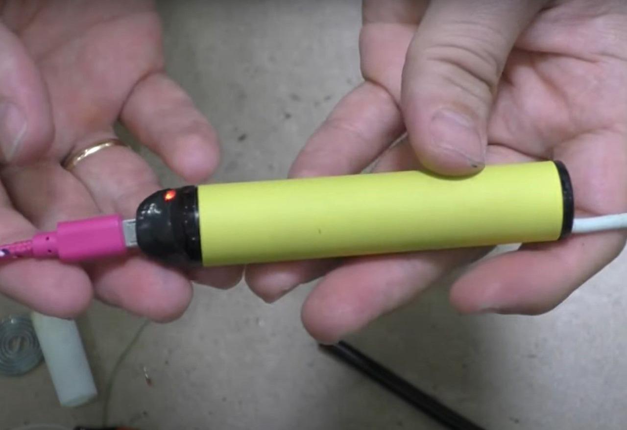 Как сделать Power Bank из электронных сигарет для зарядки гаджетов