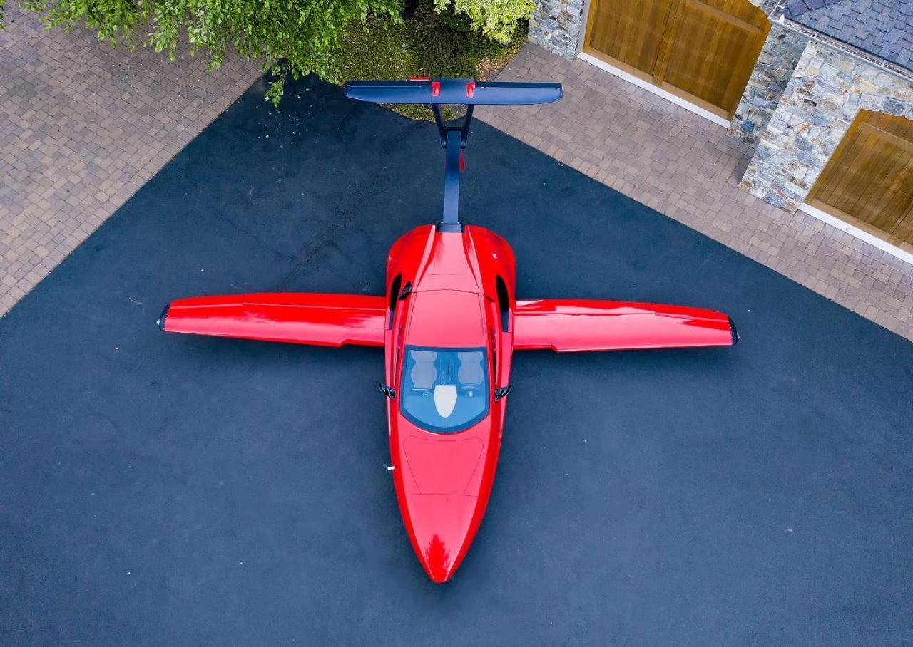 Летающий спортивный автомобиль Samson Sky Switchblade способен развивать скорость в воздухе 320 км/ч
