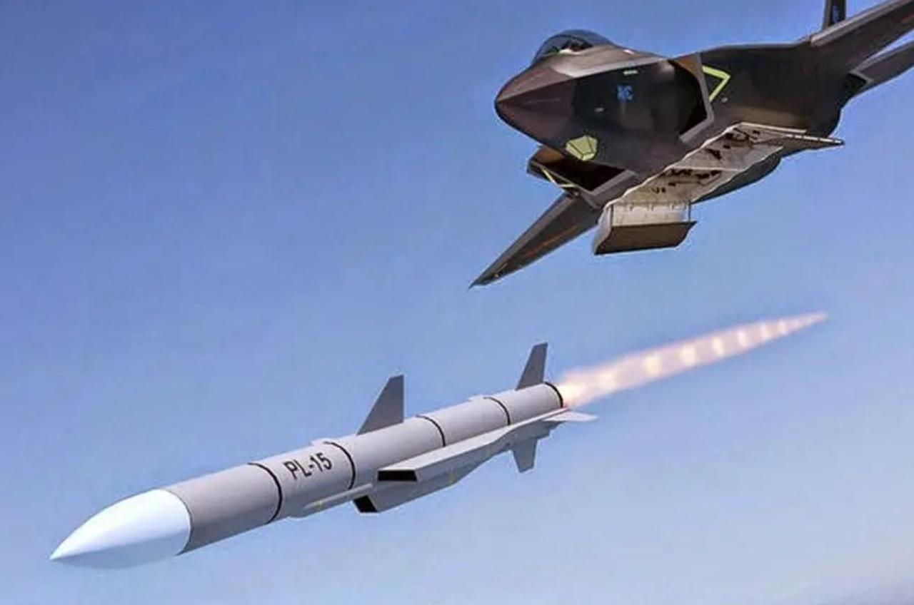 В Китае создали устройство «золотая вуаль», маскирующее боевую ракету под пассажирский самолет