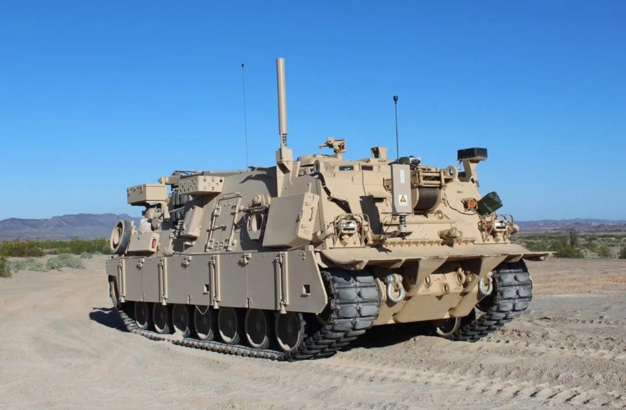 Для армии США готовят новую эвакуационную машину M88A3 Hercules с увеличенной буксировочной способностью до 80 тонн