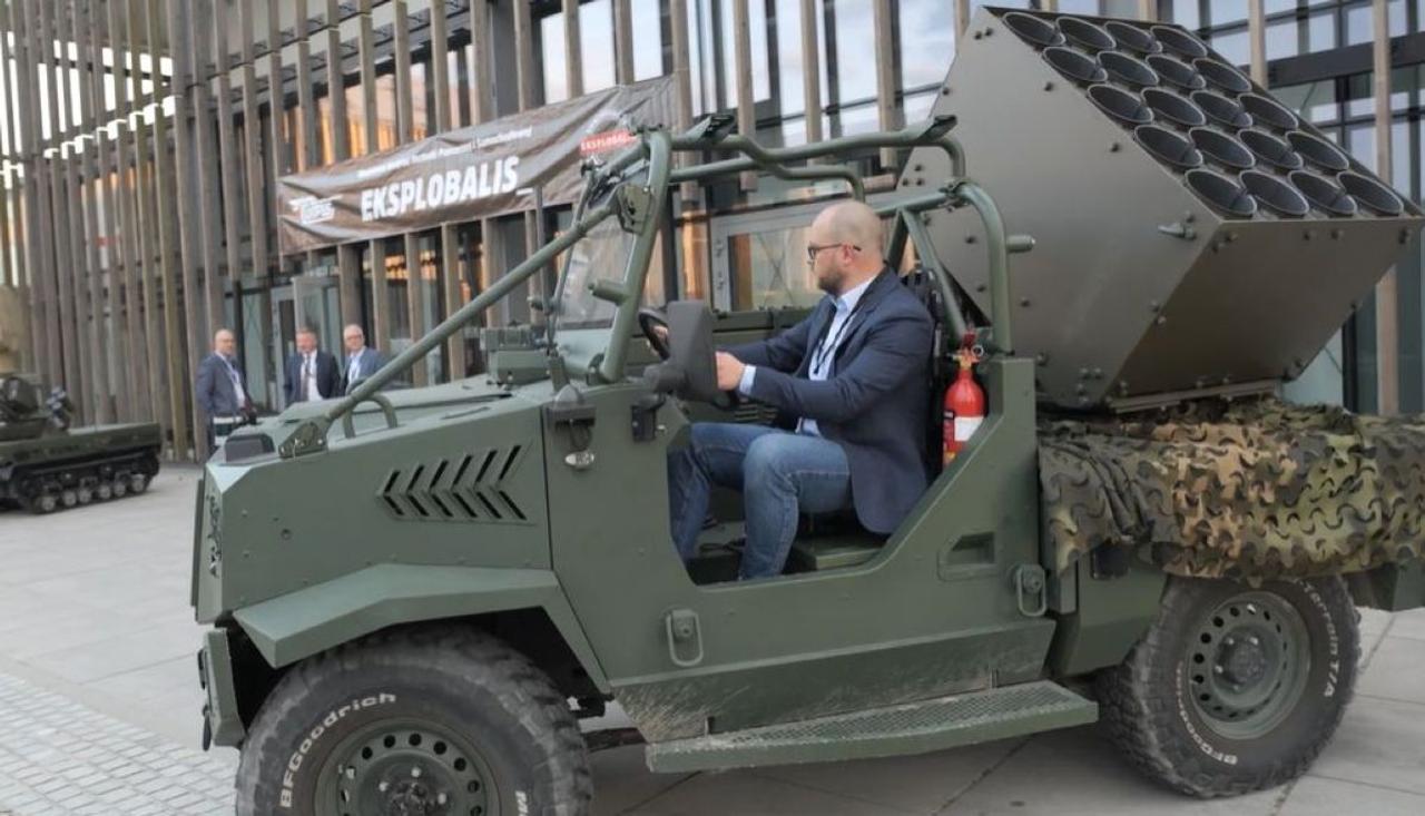 Польша представила беспилотный комплекс дистанционного минирования PMN «Bluszcz», способный незаметно создавать минные поля
