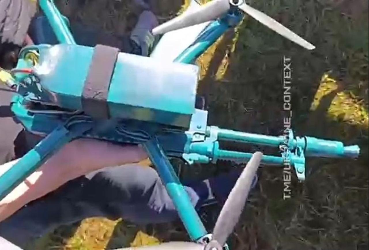 Российская чудо-инновация: FPV-дрон с автоматом Калашникова — очередной проект в стиле «аналоговнет»