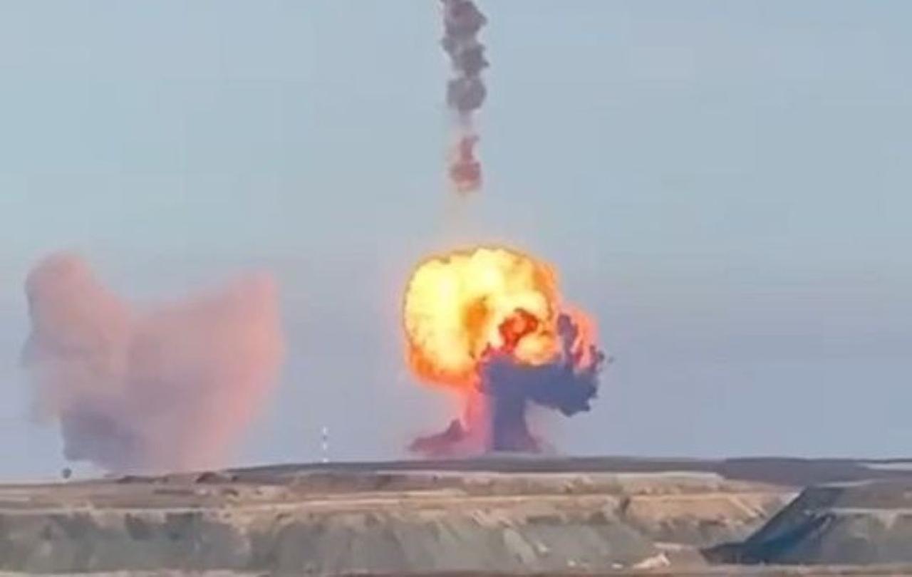 Российская баллистическая ракета «Сармат» взорвалась сразу после старта: полный провал очередных испытаний ставит под удар «ядерное сдерживание» РФ