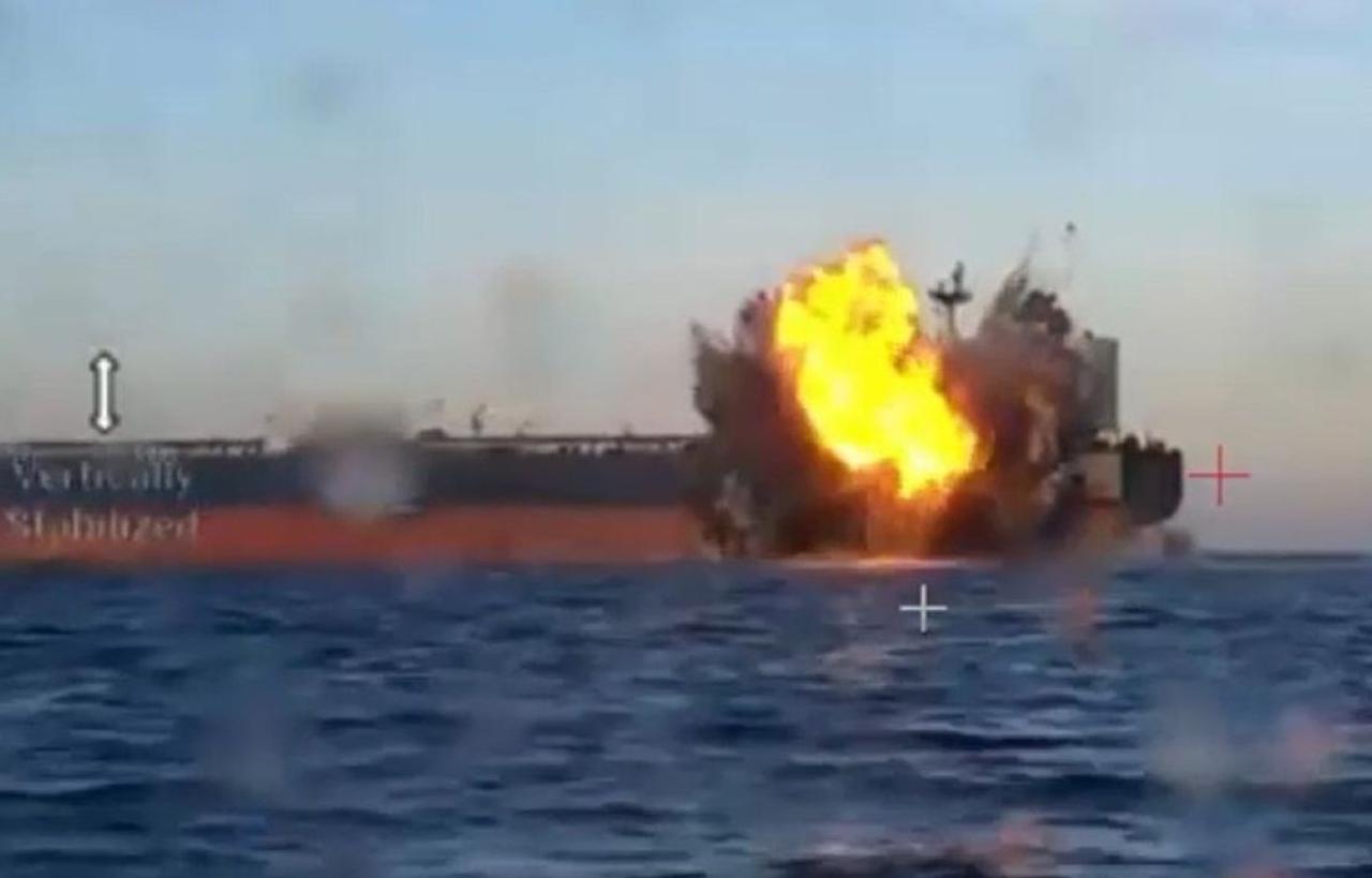 Морские дроны Sea Baby уничтожили два подсанкционных танкера «теневого флота» россии – KAIRO и VIRAT