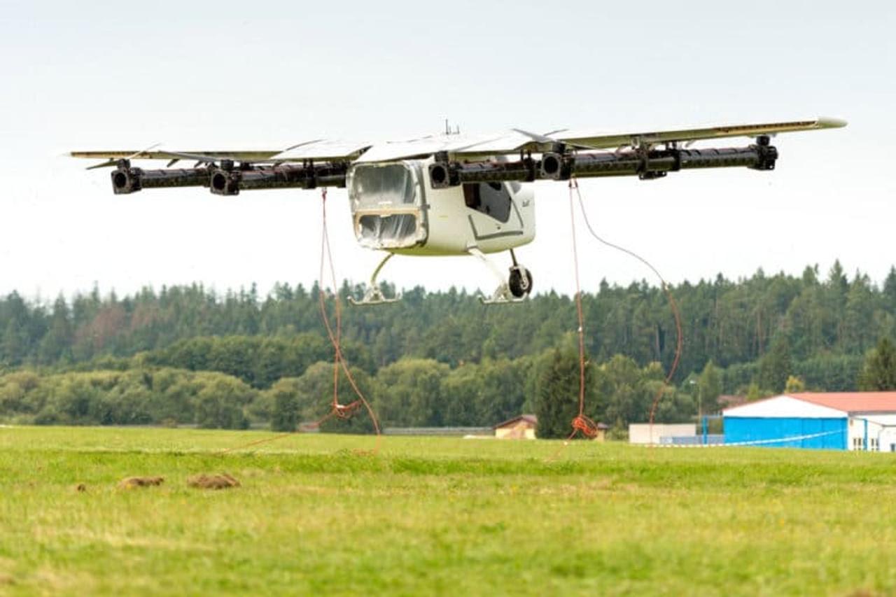 Пражский стартап разрабатывает eVTOL, гибридный электрический летательный аппарат Zuri с запасом полета 720 км 