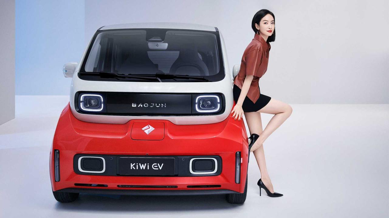 GM представил «модный» мини-электромобиль Baojun KiWi EV для молодых покупателей