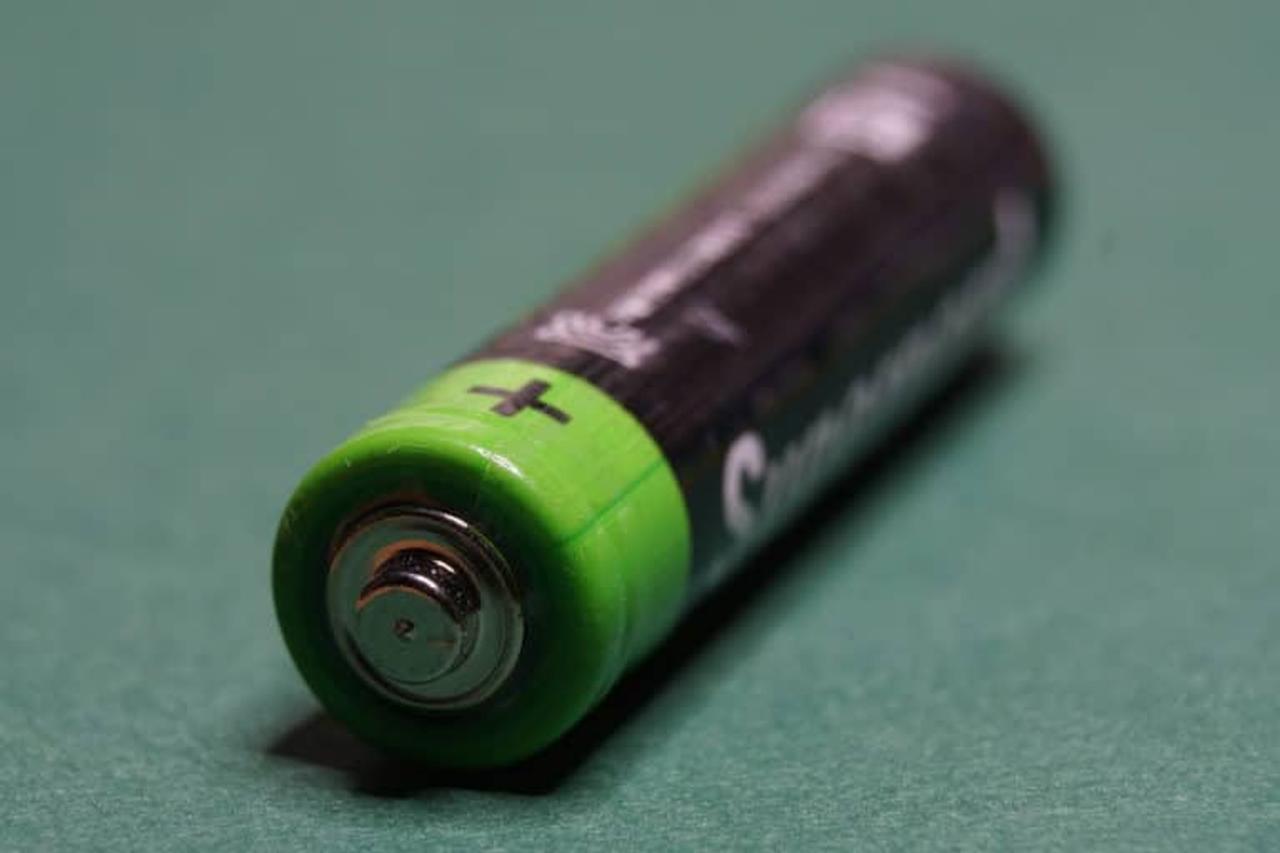 Более дешевые и экологически чистые натриевые батареи станут альтернативой литий-ионным аккумуляторам