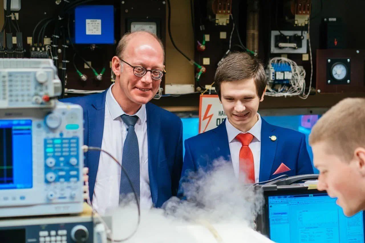 Российские ученые разработали сверхпроводниковый кинетический накопитель энергии с КПД 100%