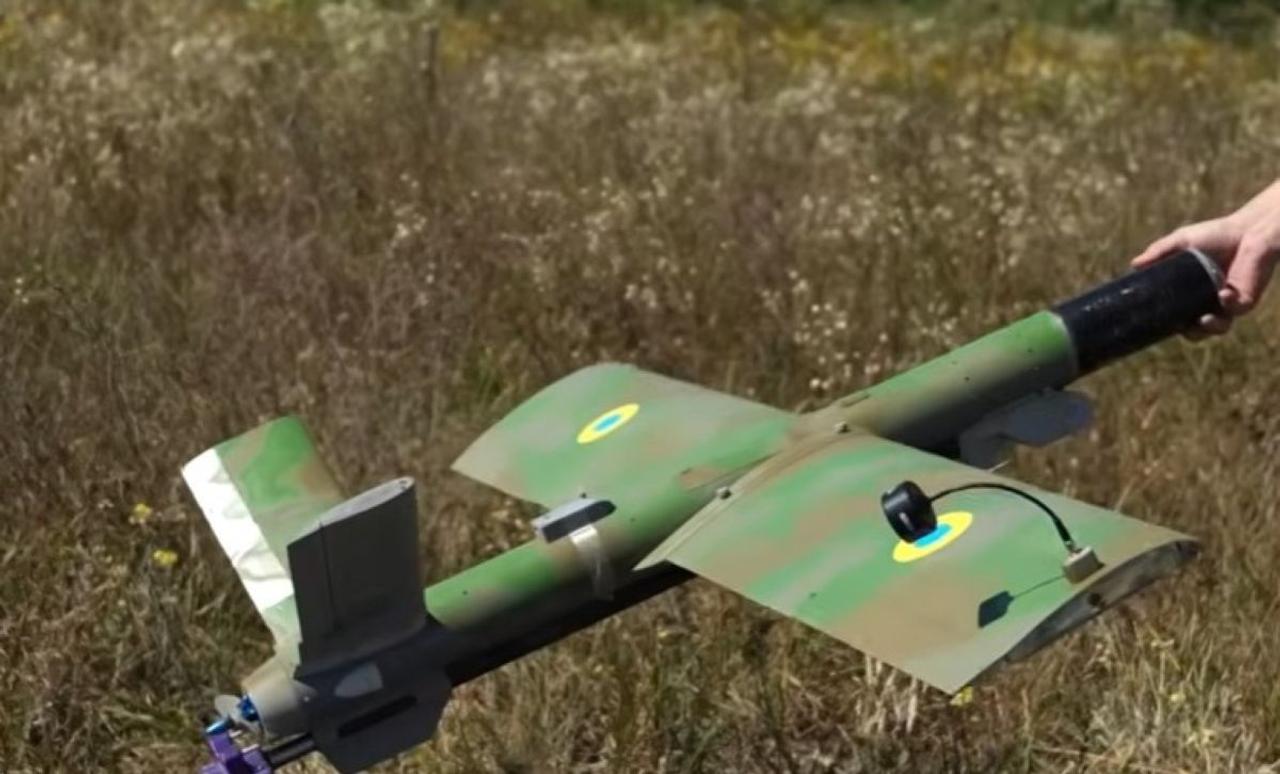 Украинский дрон-камикадзе «Жук» дальностью свыше 40 км, адаптирован к РЭБ, повышает оперативную гибкость ударных групп