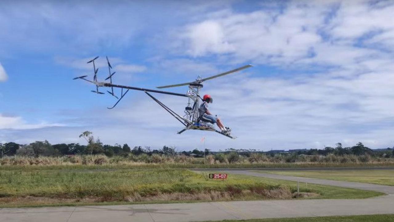 Создан сверхлегкий электрический вертолет OskarRDA с семью хвостовыми винтами