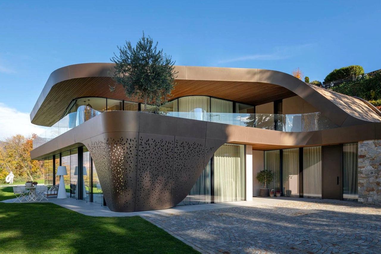 Яркий образец органической архитектуры: вилла House EB среди итальянских красот