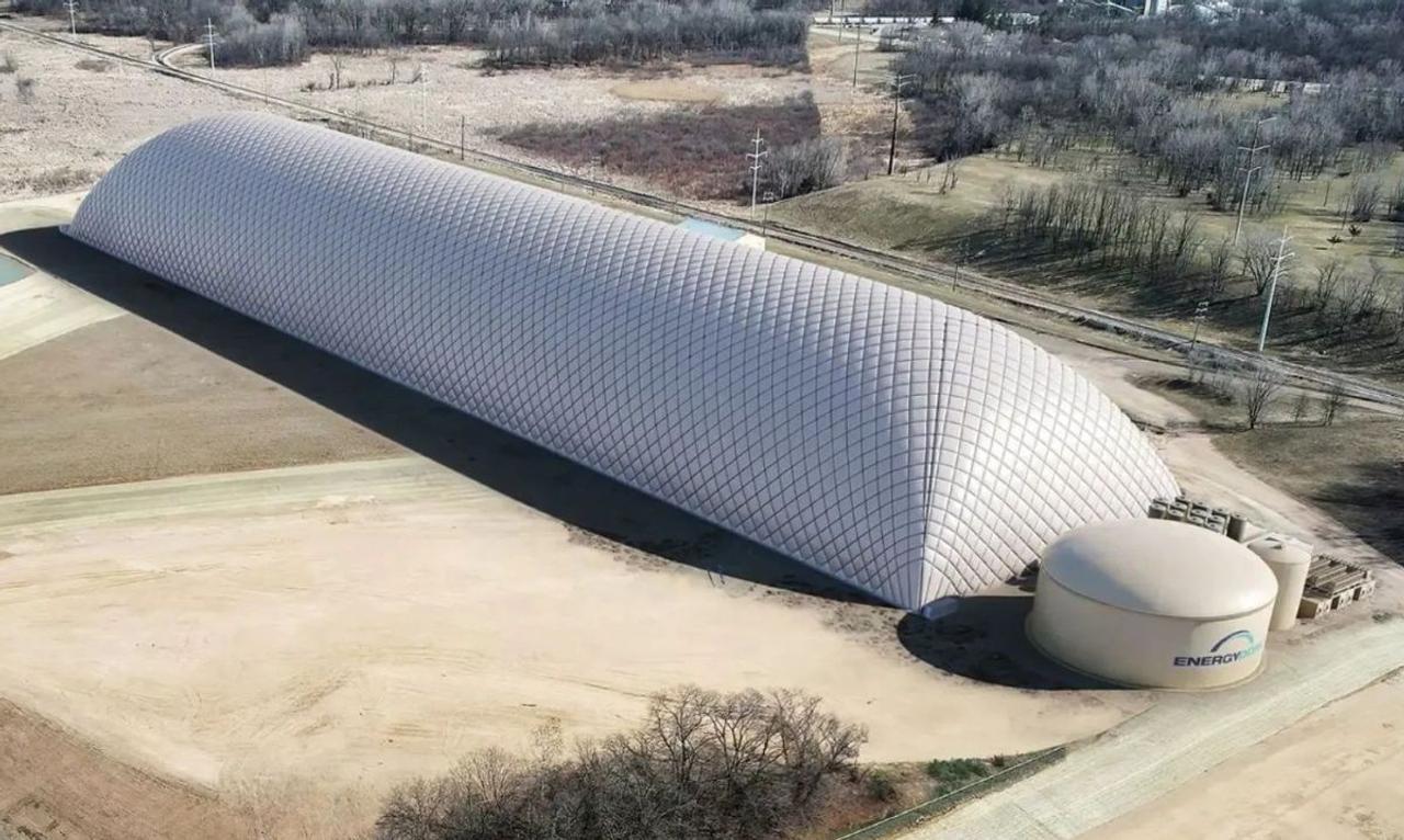 Хранение энергии нового поколения: гигантский надувной купол с CO₂ превращает зеленую энергию в круглосуточный источник электричества